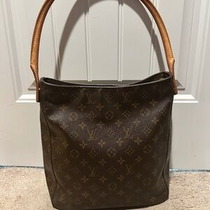 Louis Vuitton Looping GM